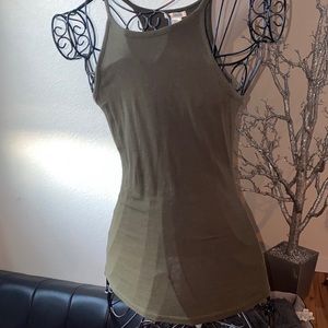Bozzolo army green tank top🔴
